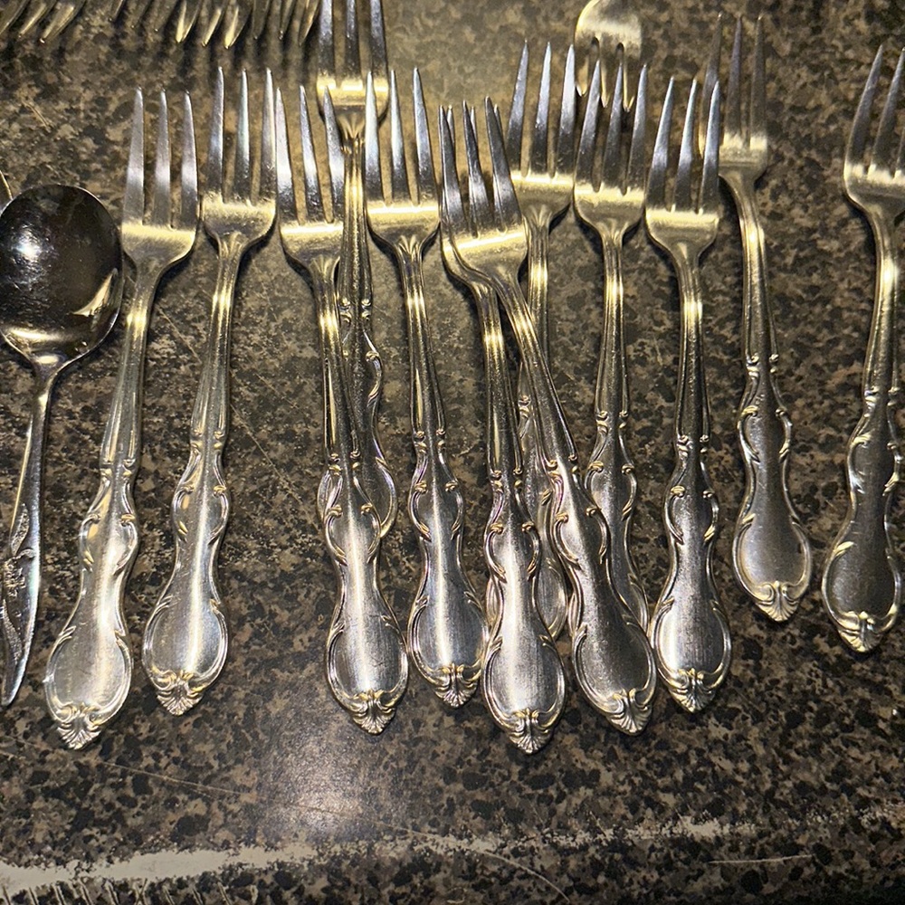 Rolex Forks and silverware set over 8 pounds of sterling silver - Picture 9 of 16